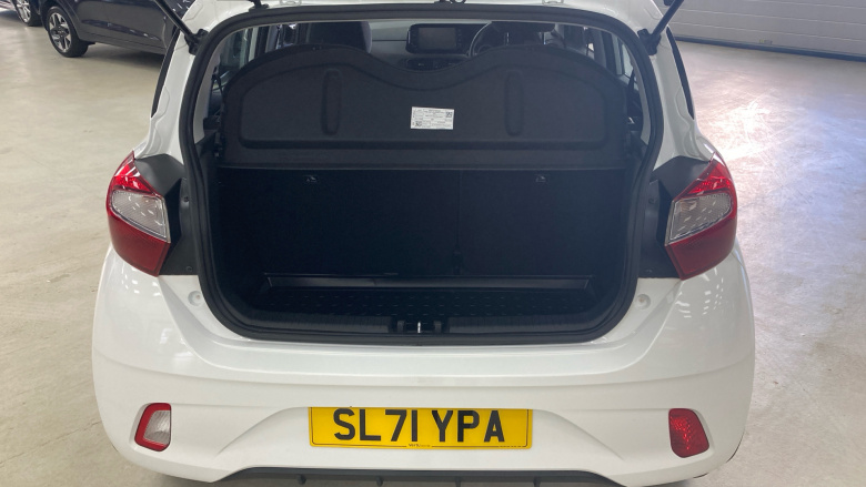 Hyundai i10 1.0 MPi SE Connect 5dr Petrol Hatchback